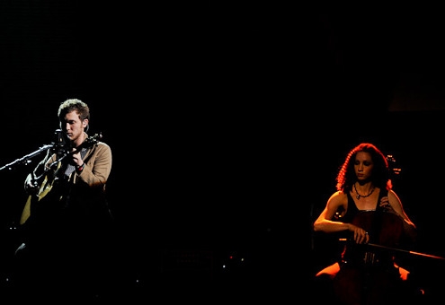 Phillip Phillips and cellist, Idol Top 4